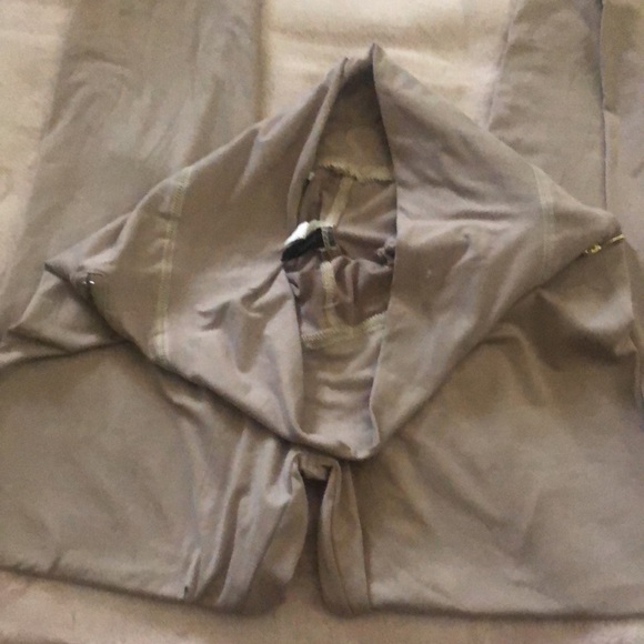 BNWOT never even tried on fancy leggings blue b - Picture 6 of 9